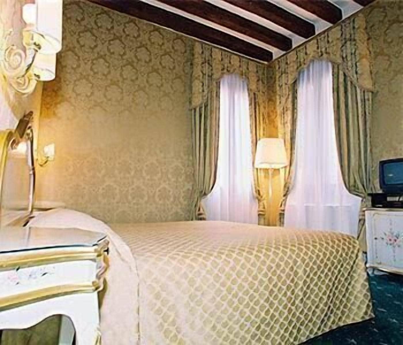 Locanda Correr Венеція Екстер'єр фото