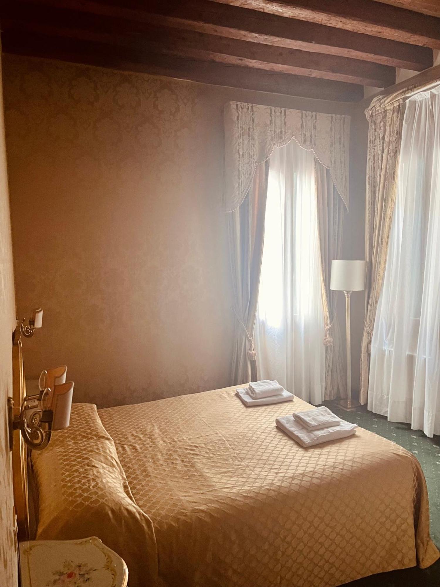 Locanda Correr Венеція Екстер'єр фото