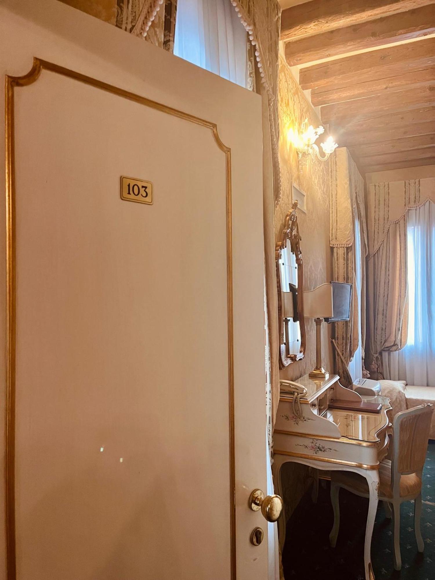 Locanda Correr Венеція Екстер'єр фото
