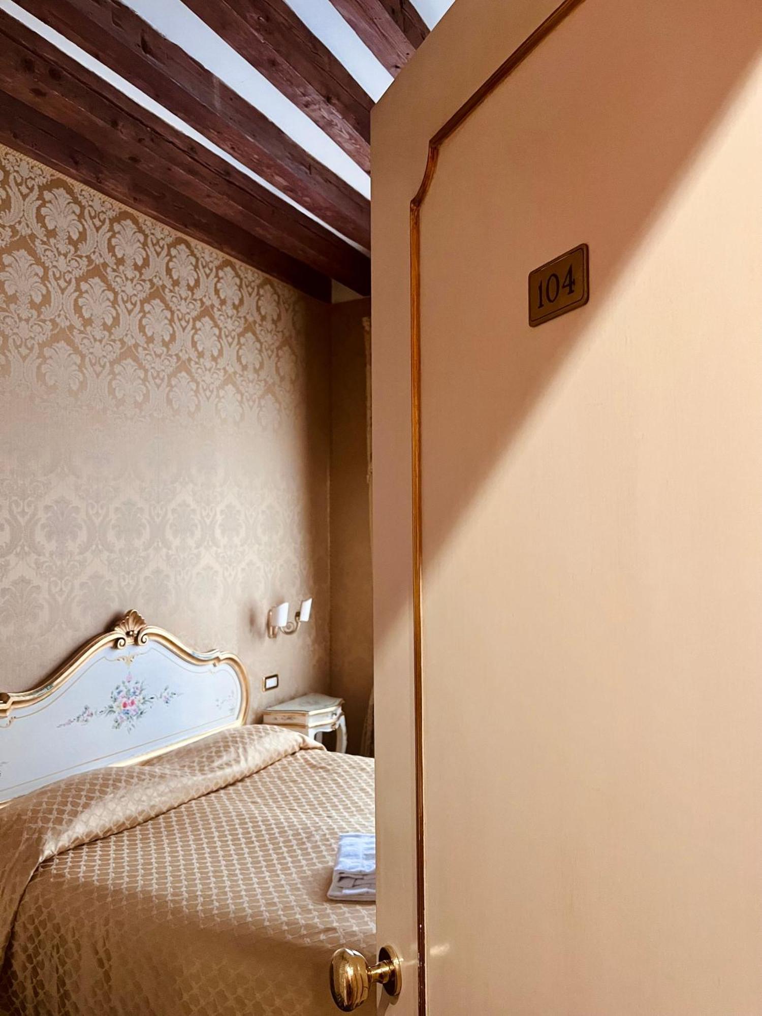 Locanda Correr Венеція Екстер'єр фото